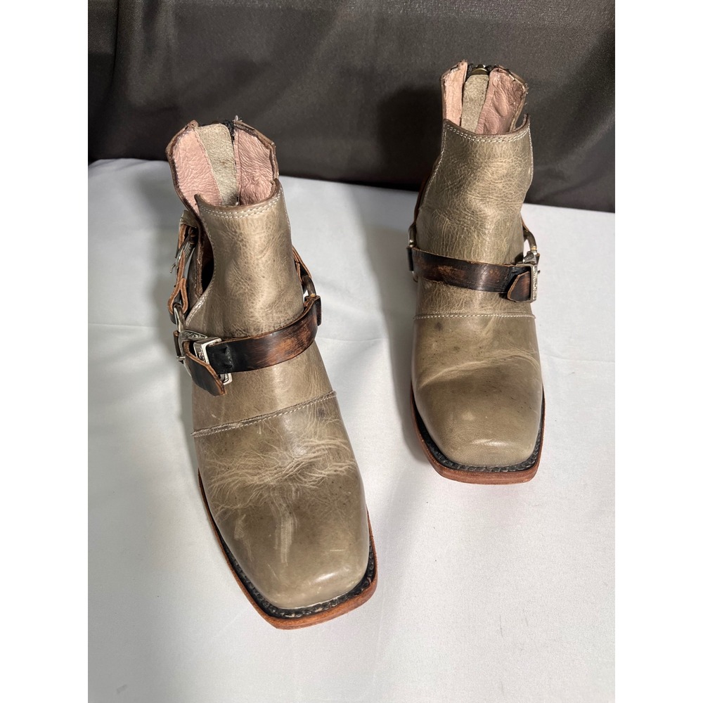 Freebird by Steven Truce Grey Leather Harness Cutout‎ Ankle Boots Square Toe 9